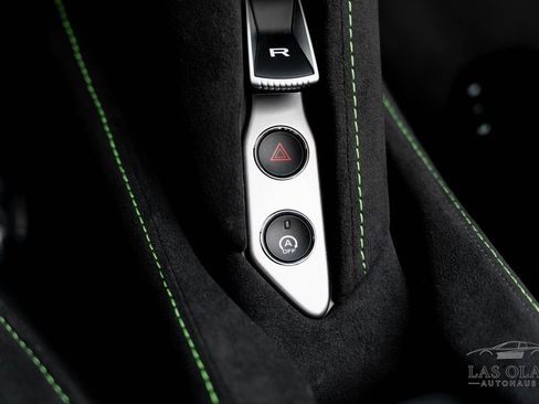 Used 2026 McLaren 750S Spider RWD image 68