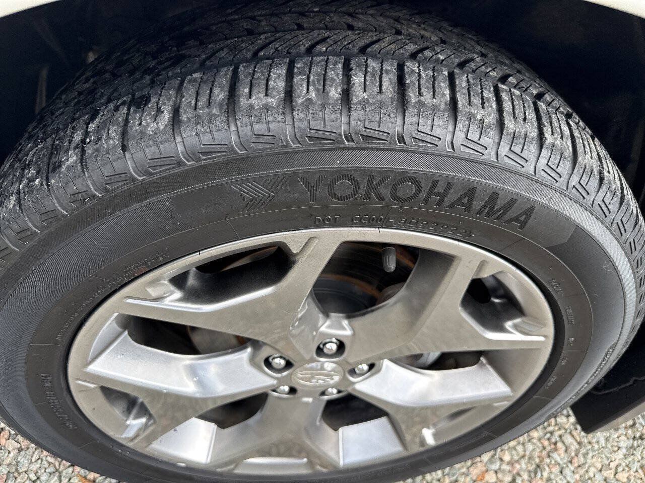 Used 2015 Subaru Forester 2.5i Touring w/ Eyesight & Navigation System AWD/4WD image 22