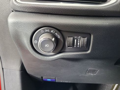 New 2026 Chrysler Pacifica Limited w/ S Appearance Package image 19