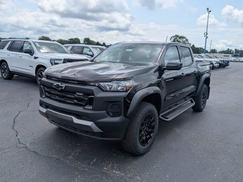 New 2026 Chevrolet Colorado Trail Boss AWD/4WD image 3