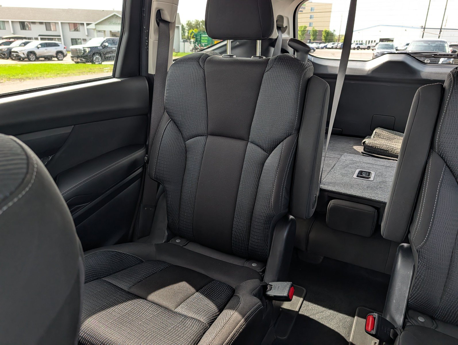 Used 2025 Subaru Ascent Premium AWD/4WD image 12