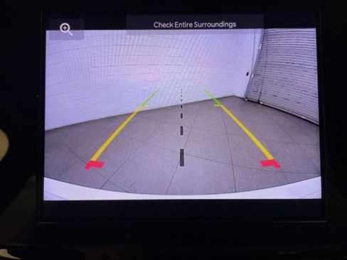 New 2025 Jeep Grand Cherokee Laredo image 12