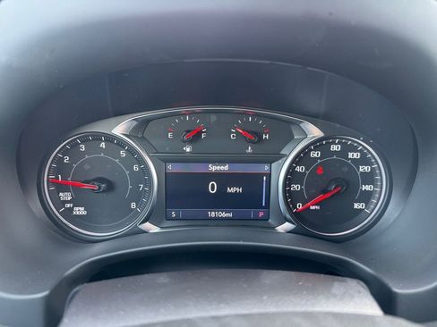 Used 2024 GMC Terrain AT4 w/ Tech Package image 16