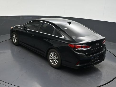 Used 2018 Hyundai Sonata SE FWD image 17