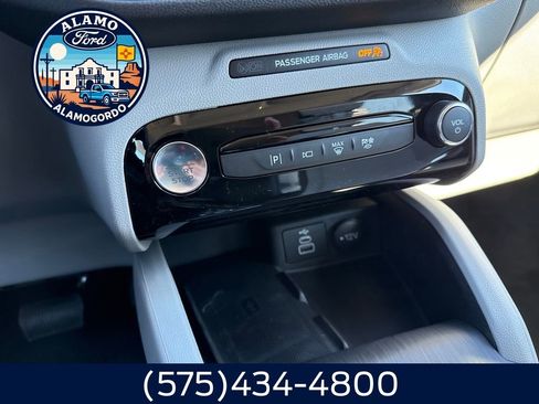 New 2026 Ford Escape SE w/ PHEV Premium Package image 9