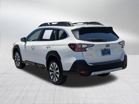 Certified 2024 Subaru Outback Limited AWD/4WD image 3