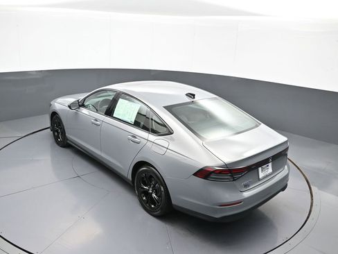 Used 2025 Honda Accord SE image 40