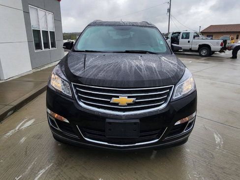 Used 2016 Chevrolet Traverse LT w/ Style and Technology Package FWD image 6