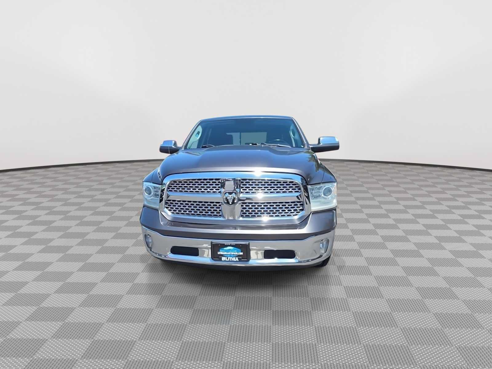 Used 2014 RAM 1500 Laramie AWD/4WD image 3