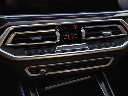 Used 2020 BMW X5 sDrive40i w/ Luxury Seating Package image 24