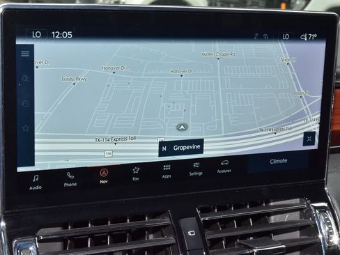 Used 2024 Lincoln Navigator L 4WD image 30