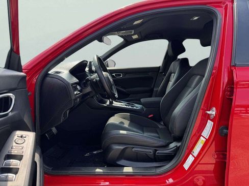 Used 2023 Honda Civic Sport image 17