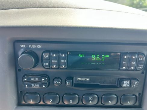 Used 1999 Ford F150 XL image 12