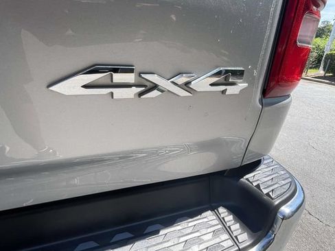 Used 2019 RAM 1500 Laramie AWD/4WD image 32