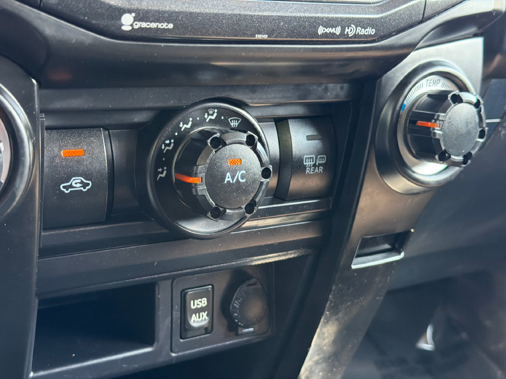 Used 2016 Toyota 4Runner Trail AWD/4WD image 28