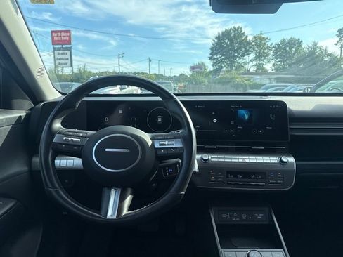 Used 2024 Hyundai Kona SEL w/ Convenience Package AWD/4WD image 21