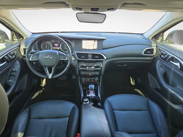 Used 2019 INFINITI QX30 AWD image 9