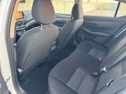 Used 2025 Nissan Sentra SV image 5