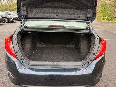 Used 2018 Honda Civic EX image 31