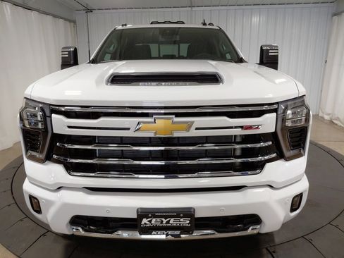 New 2026 Chevrolet Silverado 3500 LT w/ Z71 Chrome Sport Edition image 12