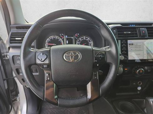 Used 2021 Toyota 4Runner Venture w/ Moonroof Package AWD/4WD image 12