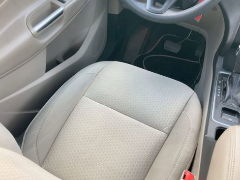 Used 2018 Ford Escape SE image 30