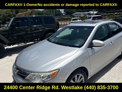 Used 2014 Toyota Camry XLE FWD image 2