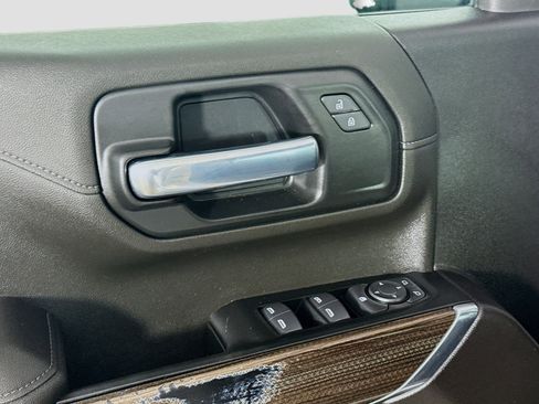 Used 2023 Chevrolet Silverado 2500 LT w/ Convenience Package image 24