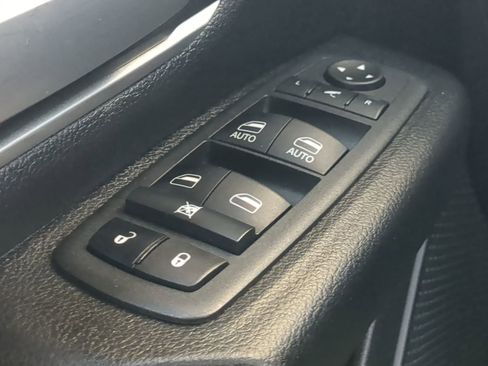 Used 2022 RAM 1500 Big Horn image 24