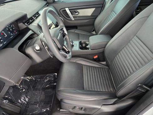 Certified 2024 Land Rover Discovery Sport Dynamic SE AWD/4WD image 10