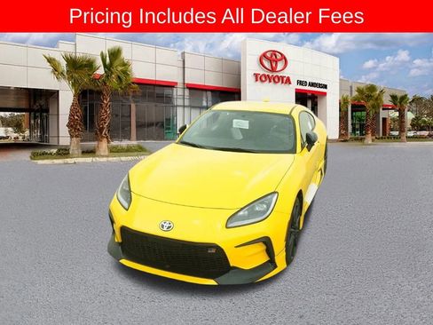 New 2026 Toyota GR86 YUZU Limited RWD image 18