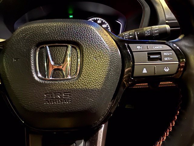 Used 2025 Honda Pilot TrailSport image 13