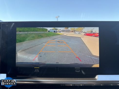 Used 2025 Chevrolet Silverado 1500 LT image 14