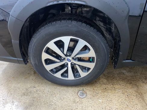 Certified 2023 Subaru Outback Premium image 25