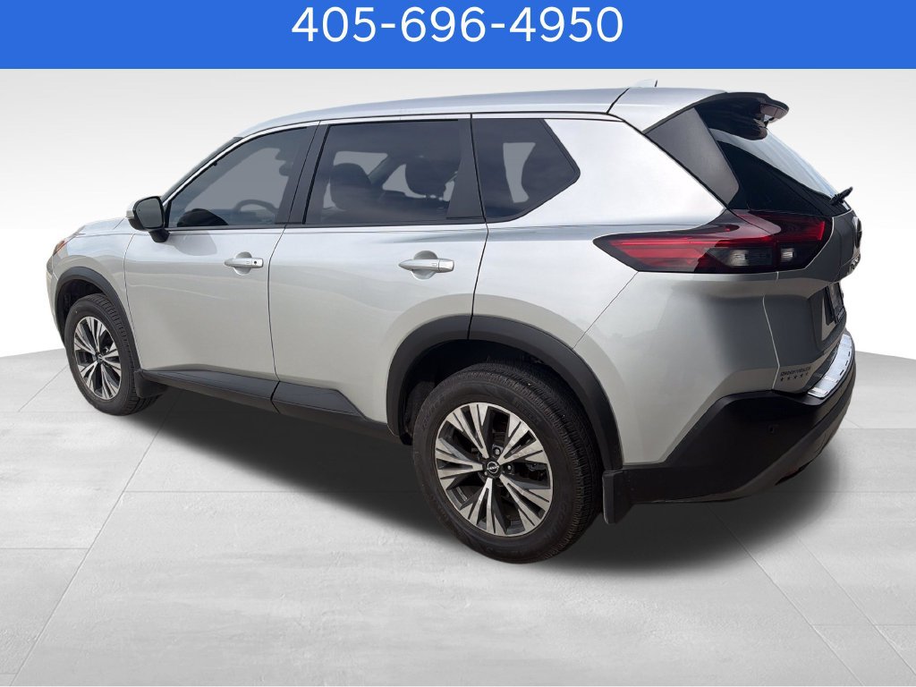 Used 2023 Nissan Rogue SV FWD image 3