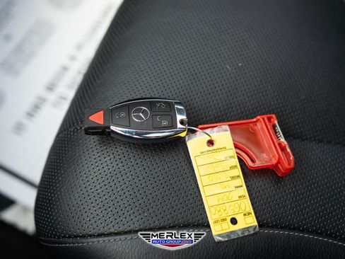 Used 2014 Mercedes-Benz S 550 Sedan w/ Sport Package w/ Sport Package image 54