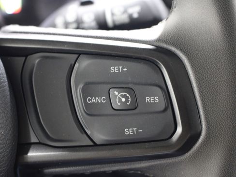 Used 2023 Jeep Wrangler Unlimited w/ 8.4" Radio Group AWD/4WD image 13