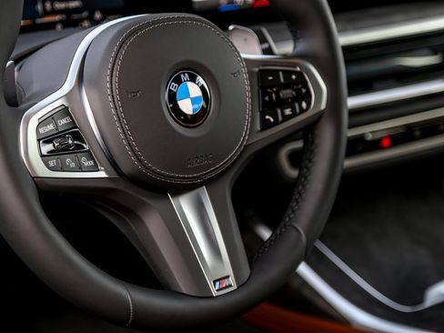 New 2026 BMW X7 xDrive40i w/ Executive Package image 11