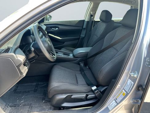 Used 2023 Honda Accord LX image 9