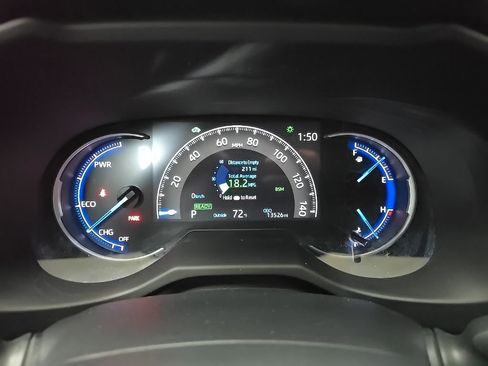 Used 2024 Toyota RAV4 LE image 21