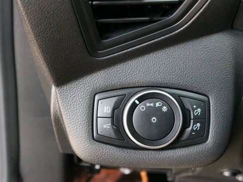 Used 2017 Ford Escape SE AWD/4WD image 14