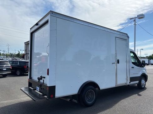 Used 2023 Ford Transit 350 DRW RWD image 5