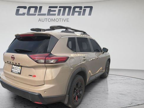 Used 2025 Nissan Rogue SV w/ Rock Creek Premium Package AWD/4WD image 4