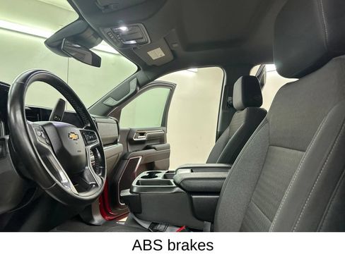 Used 2023 Chevrolet Silverado 1500 LT AWD/4WD image 38