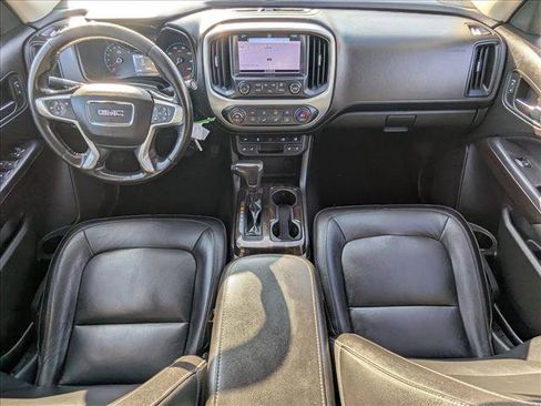 Used 2018 GMC Canyon SLT w/ Driver Alert Package image 17