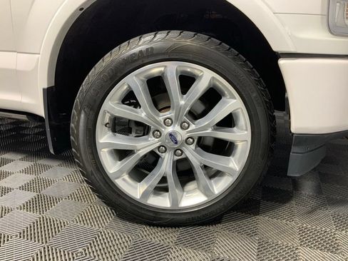 Used 2019 Ford F150 Platinum w/ FX4 Off-Road Package AWD/4WD image 35