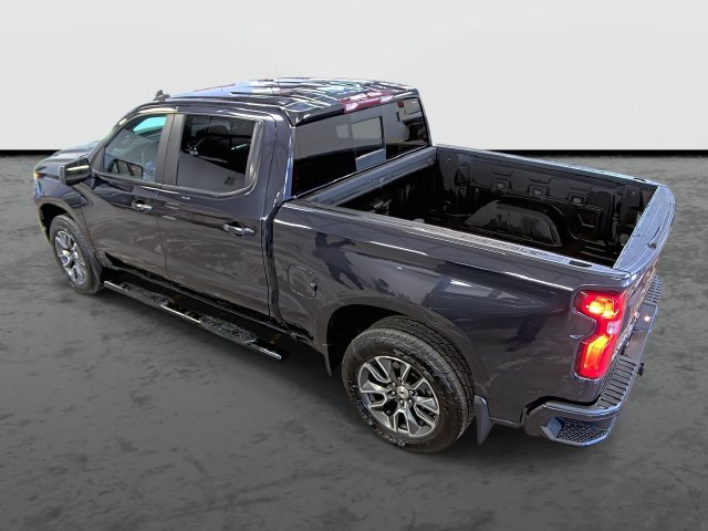 Used 2023 Chevrolet Silverado 1500 RST AWD/4WD image 3