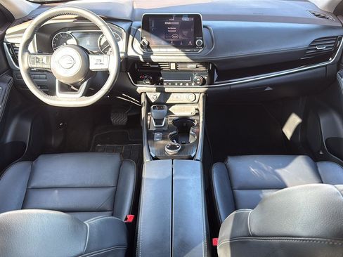 Used 2023 Nissan Rogue SL image 46