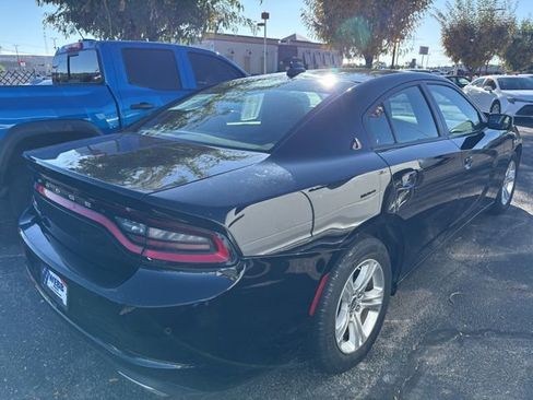 Used 2023 Dodge Charger SXT image 4