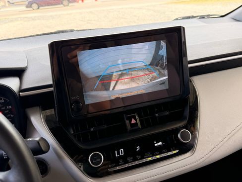 Used 2024 Toyota Corolla SE image 31